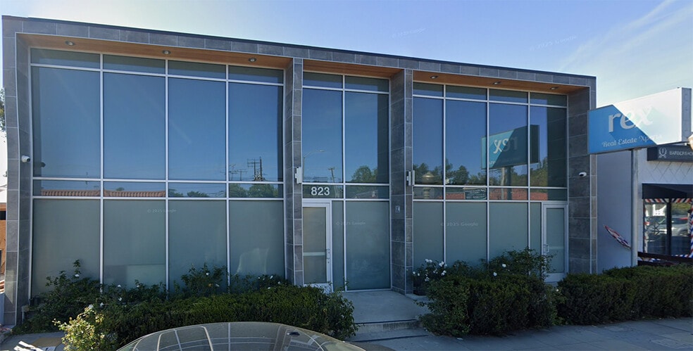 Primary Photo Of 823 N Harbor Blvd, Fullerton Medical For Sale