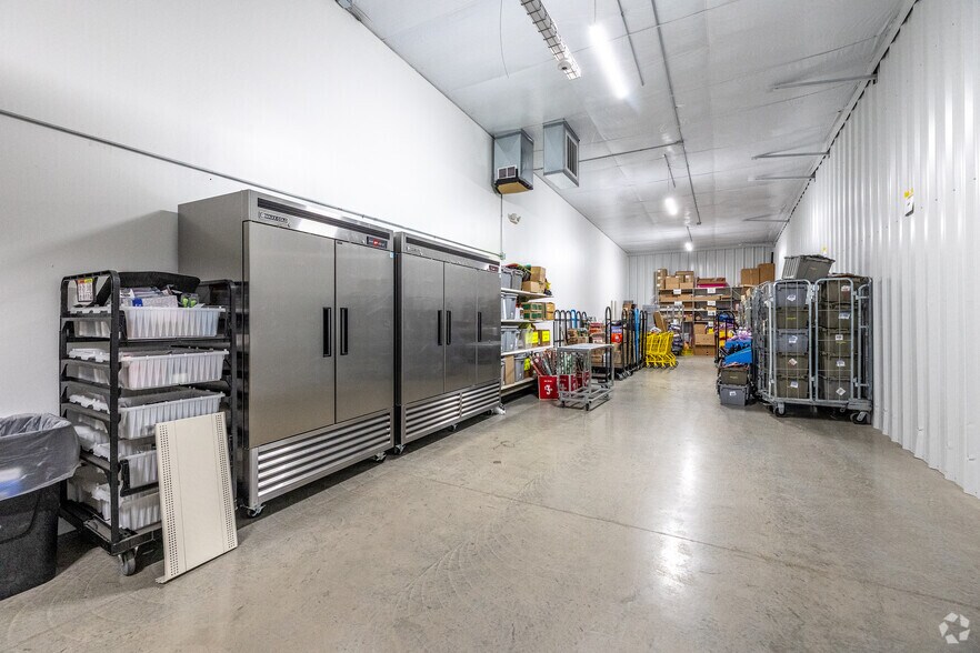 More Photos Of 113 E Main Ave, Rockford Convenience Store For Sale