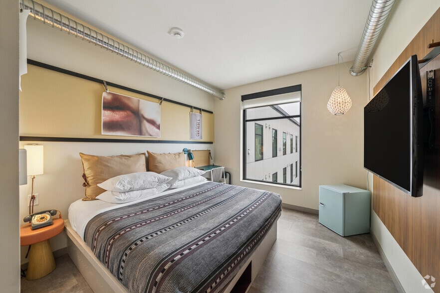 More Photos Of 2225 Telegraph Ave, Oakland Hotel For Sale