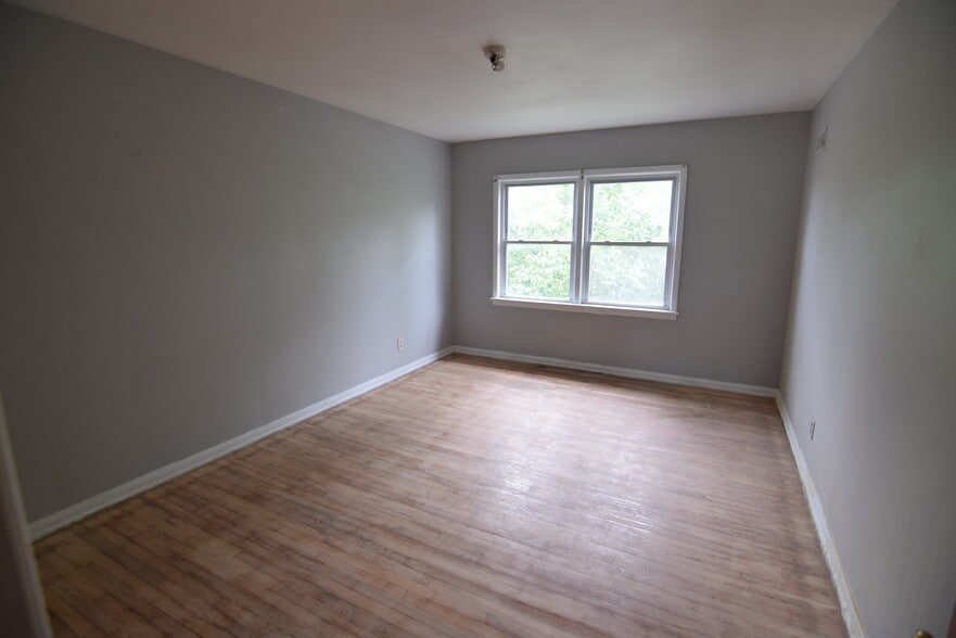 More Photos Of 2646 Noble Rd, Cleveland Apartments For Sale