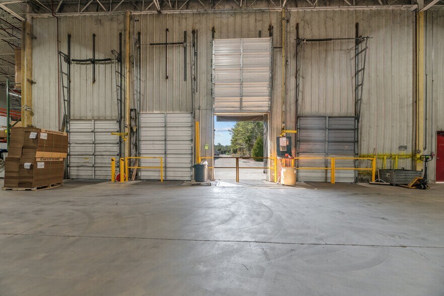 More Photos Of 197 Bosch Blvd, New Bern Warehouse For Lease