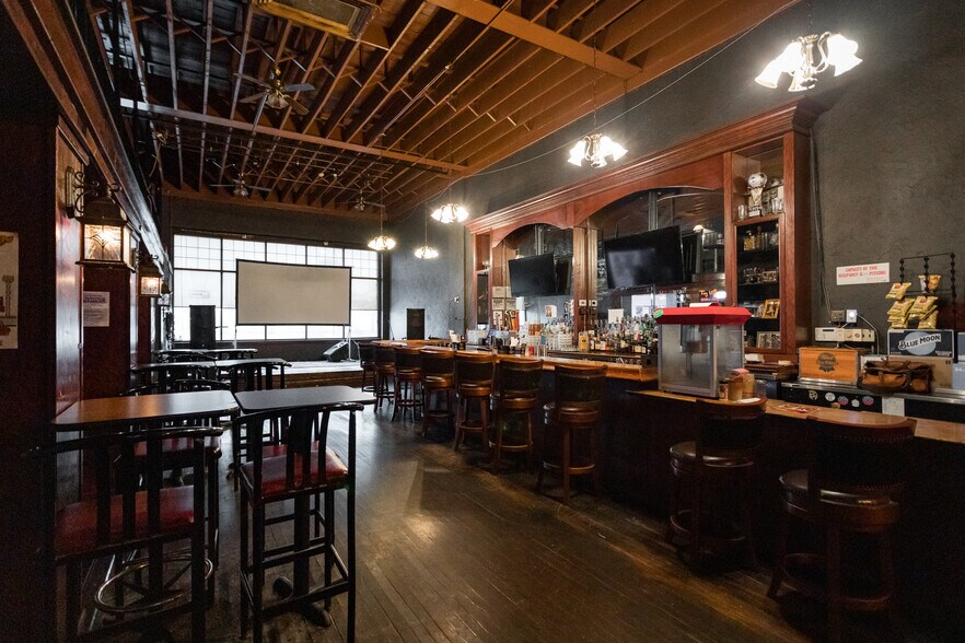 More Photos Of 8848 Joseph Campau St, Hamtramck General Retail For Sale