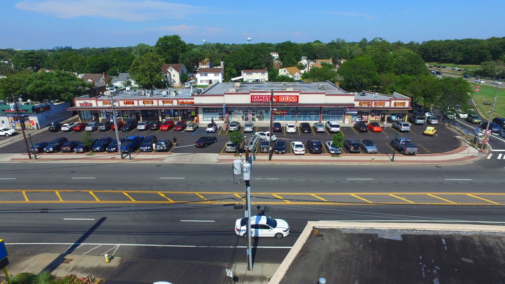 More Photos Of 957-979 Nassau Rd, Uniondale General Retail For Sale