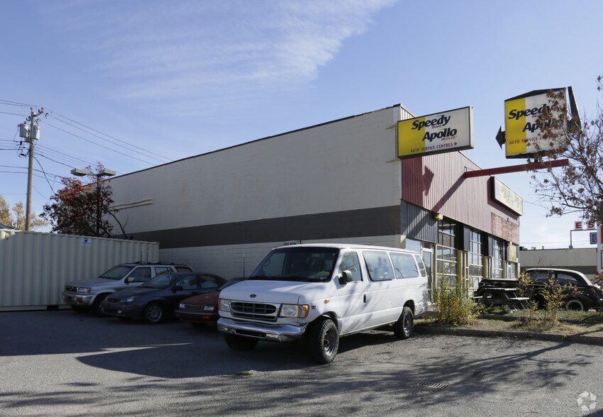 More Photos Of 4712-4730 16th Ave NW, Calgary Storefront Retail Office For Sale