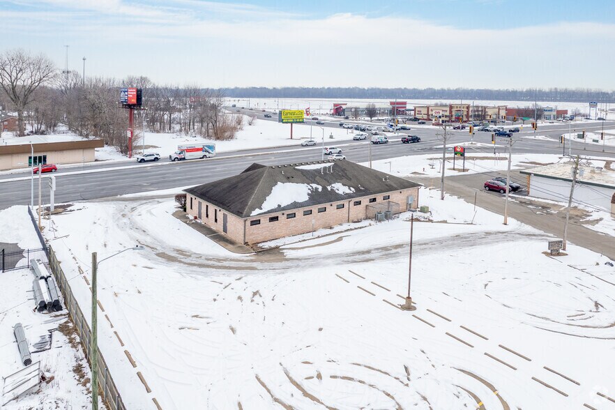 More Photos Of 2965 S MacArthur Blvd, Springfield Medical For Sale