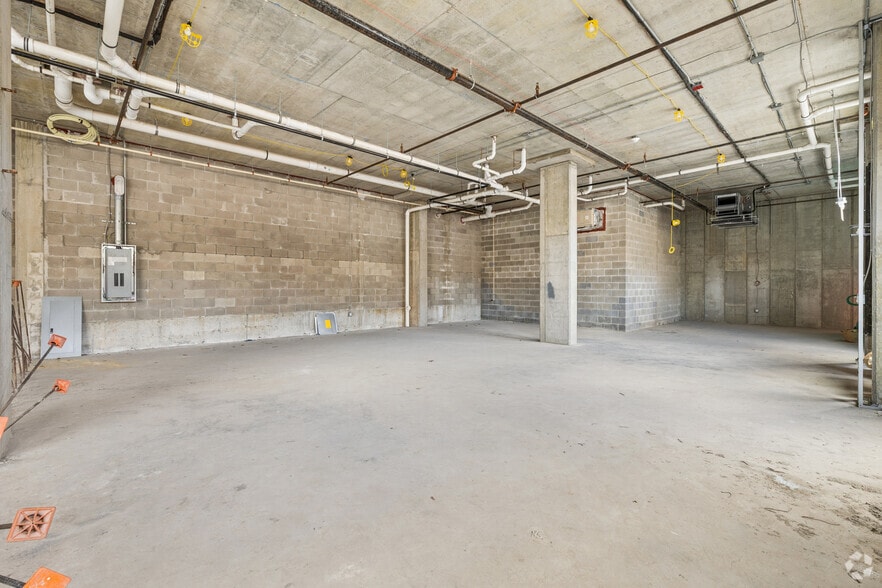 More Photos Of 102 Washington Ave, Belleville Apartments For Lease