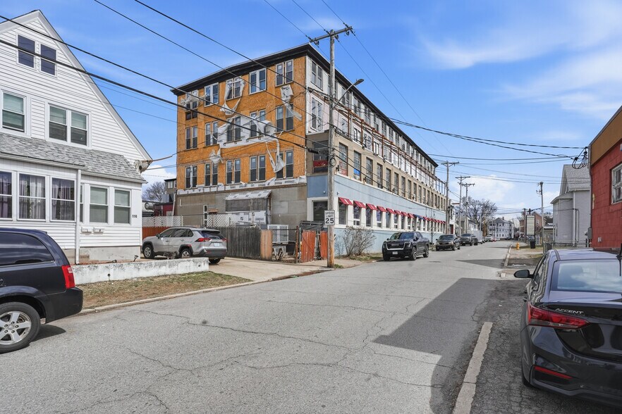 More Photos Of 120 Webster St, Pawtucket Manufacturing For Sale