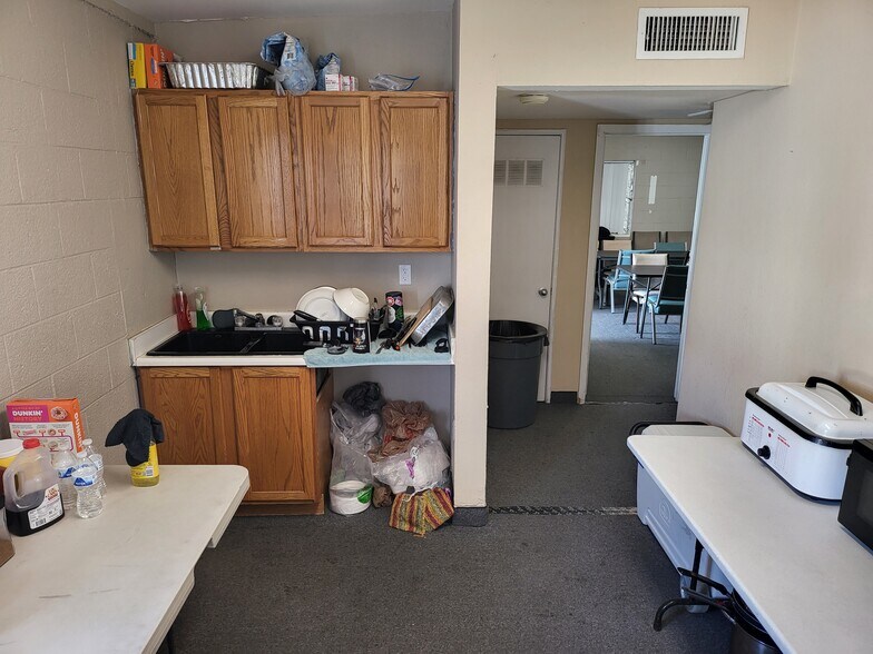 More Photos Of 1380 E Sahara Ave, Las Vegas Medical For Sale