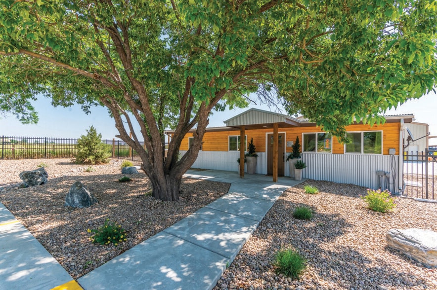 More Photos Of 17164 I 25 Frontage Rd, Platteville Flex For Lease