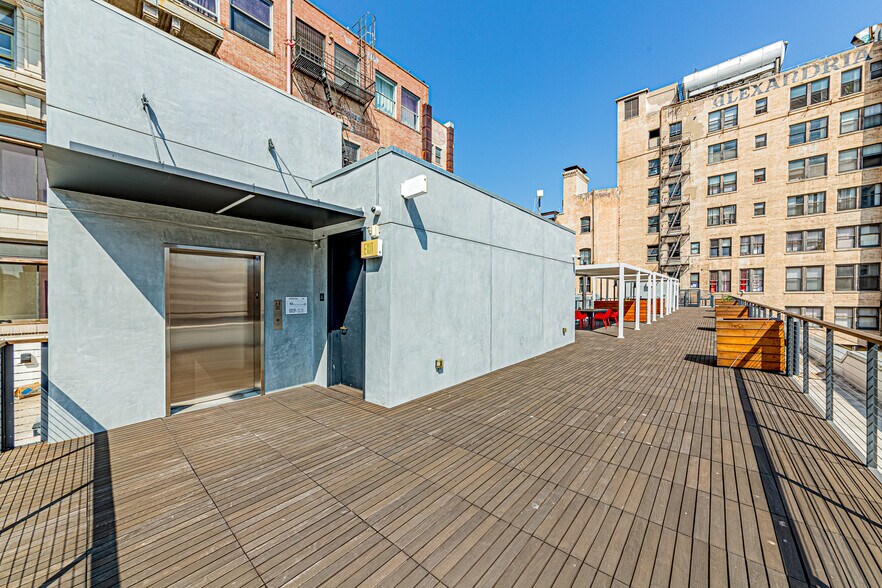 More Photos Of 510-514 S Broadway, Los Angeles Office For Lease