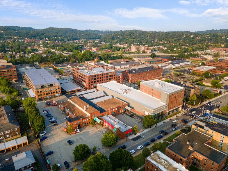 Primary Photo Of 7501 Penn Ave, Pittsburgh Freestanding For Lease