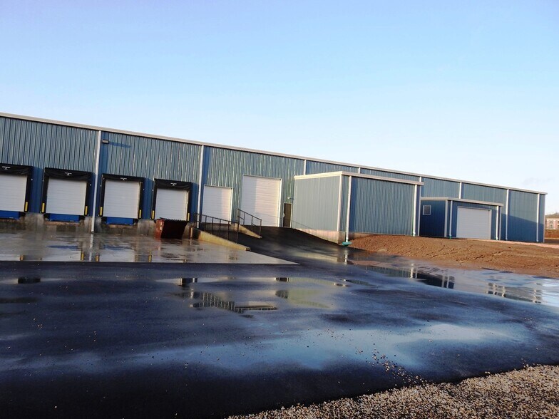 More Photos Of 3650 W Industrial Dr, Louisiana Manufacturing For Sale