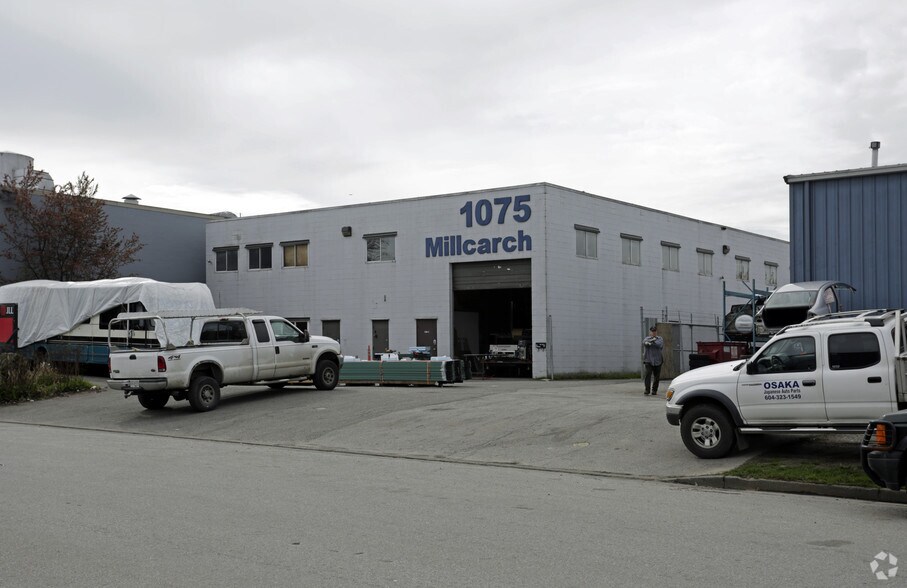 More Photos Of 1075 Millcarch St, Richmond Warehouse For Sale
