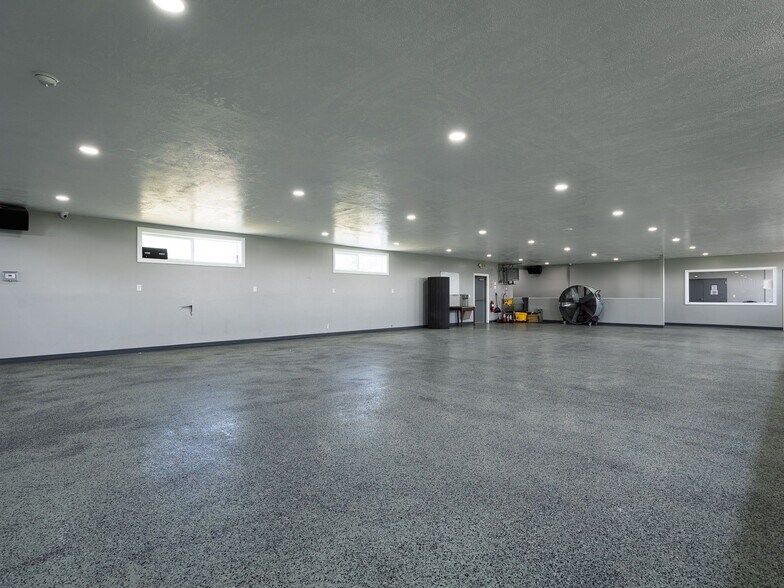 More Photos Of 17612 State Route 3, Watertown Showroom For Sale