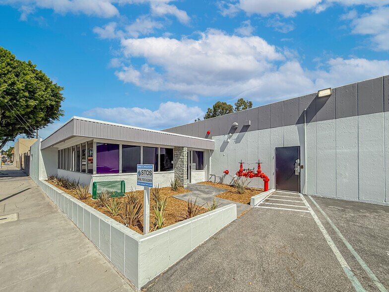 Primary Photo Of 2021 1st St, San Fernando Food Processing For Lease