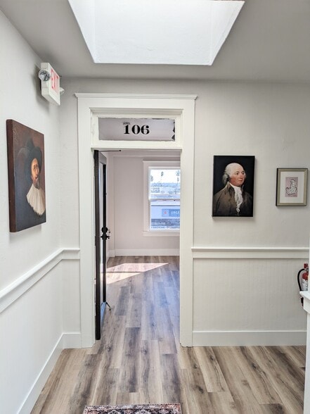 More Photos Of 970-980 Garnet Ave, San Diego Storefront Retail Office For Lease