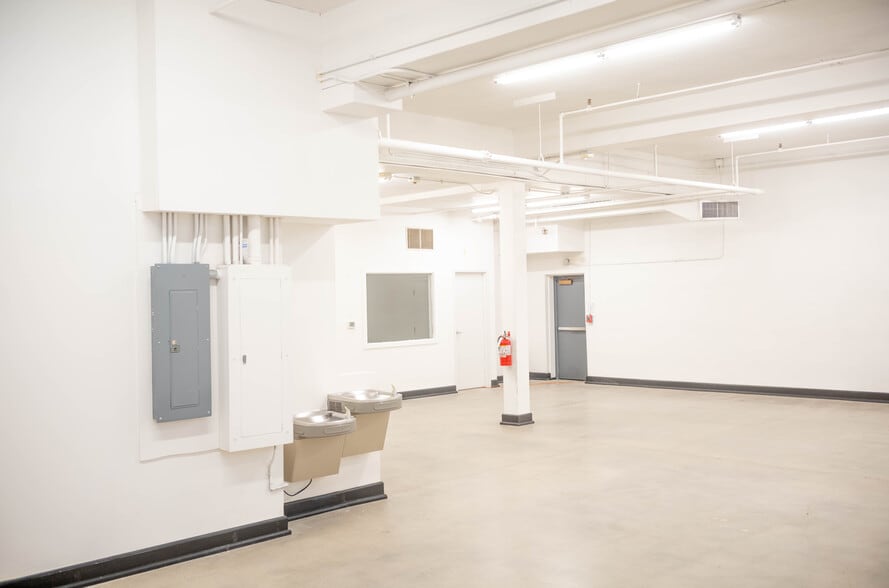 More Photos Of 910 Galapago St, Denver Office For Sale