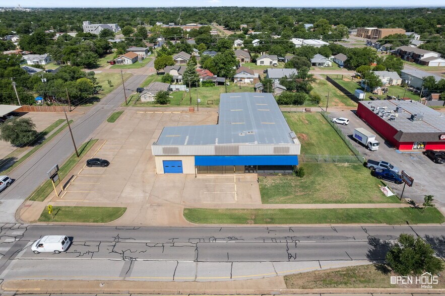 More Photos Of 2412 Kemp Blvd, Wichita Falls Light Manufacturing For Sale