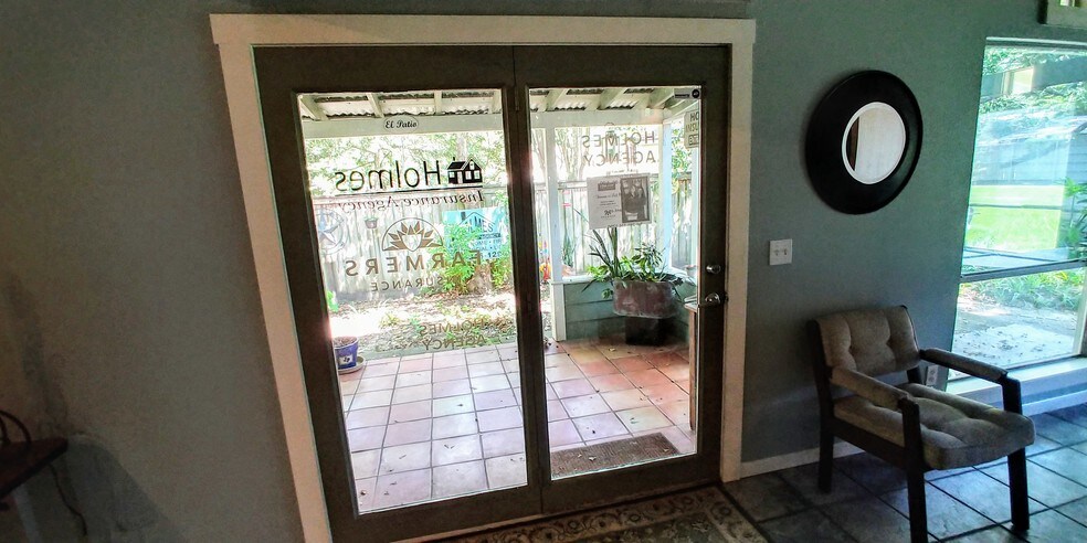 More Photos Of 713 2nd St, League City Office Residential For Lease