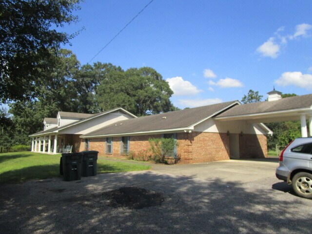 More Photos Of 370 Roy Beall Dr, Luverne Healthcare For Sale