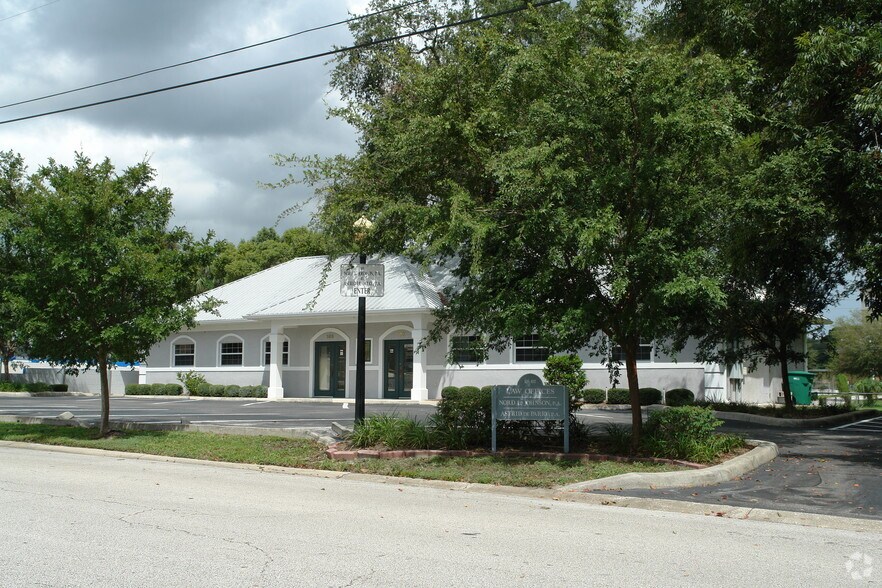 More Photos Of 105 E Church St, Deland Medical For Lease