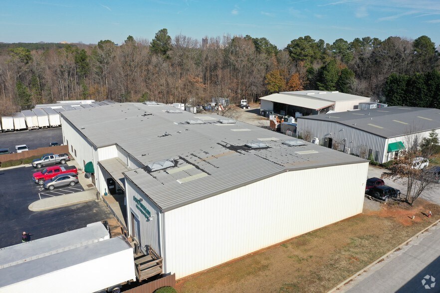 More Photos Of 1406 Smith Reno Rd, Raleigh Warehouse For Lease