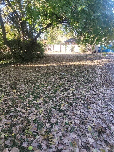 More Photos Of 1458 W 32nd St, Indianapolis Apartments For Sale