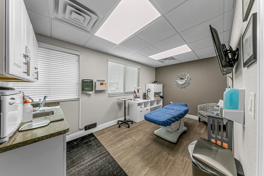 More Photos Of 2194 Highway A1A, Indian Harbour Beach Medical For Sale