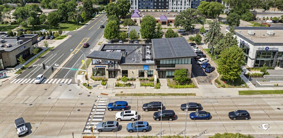 More Photos Of 6996 France Ave S, Edina General Retail For Lease