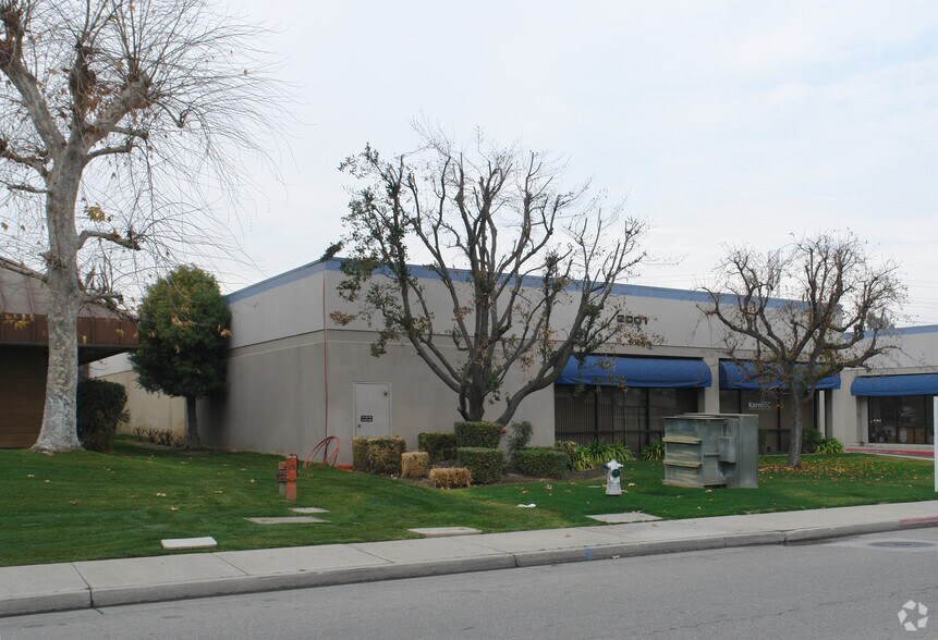 More Photos Of 2001 Westwind Dr, Bakersfield Light Manufacturing For Lease