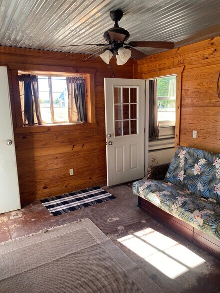 More Photos Of 6701 NW 178th St, Edmond Flex For Sale