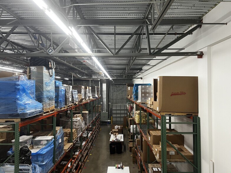 More Photos Of 35 SW 12th Ave, Dania Beach Distribution For Sale