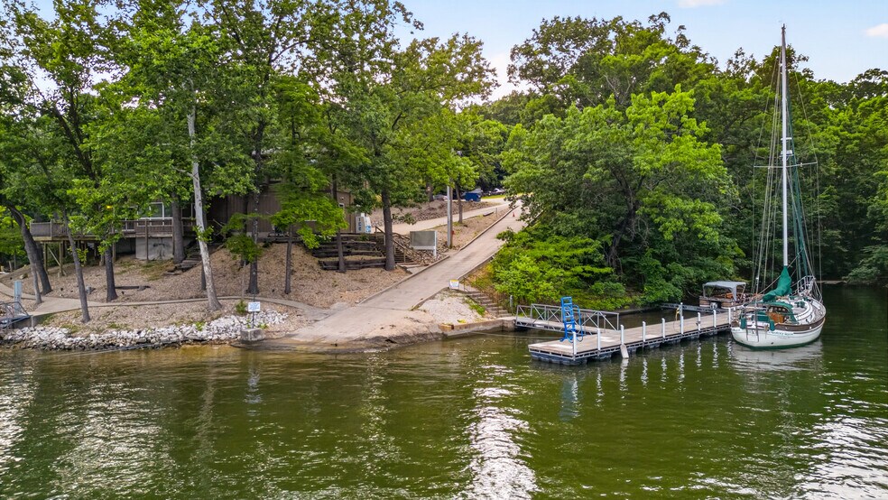 More Photos Of 17 Aschoff Rd, Eldon Marina For Sale