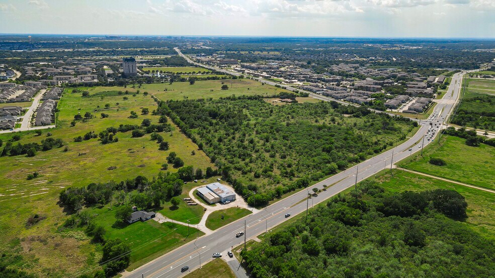 More Photos Of 4000 University Dr E, College Station Land For Sale
