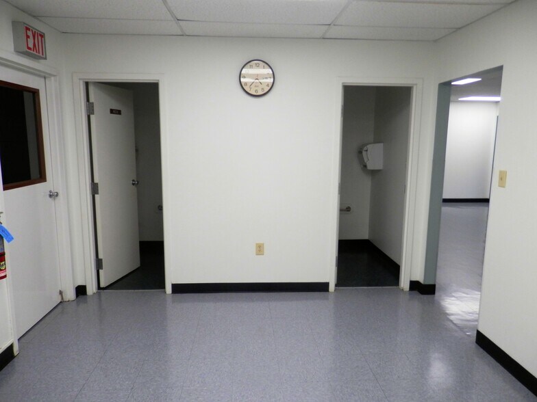 More Photos Of 1430 Lloyd Rd, Wickliffe Manufacturing For Sale