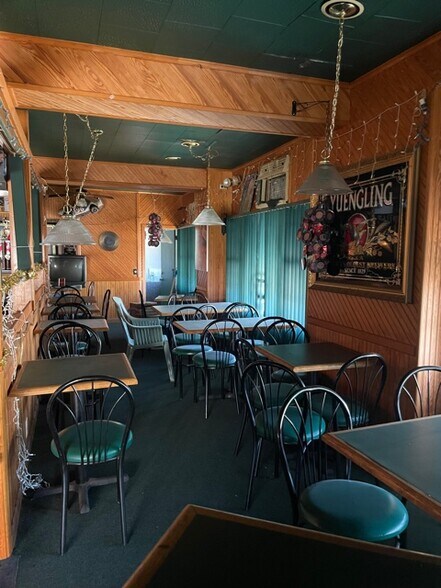 More Photos Of 400 Seaton Ave, Roselle Park General Retail For Sale