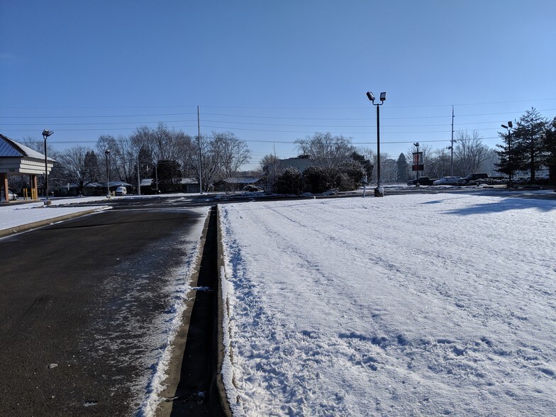 More Photos Of 241 S Scatterfield Rd, Anderson Land For Sale