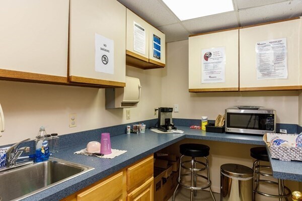 More Photos Of 33 Electric Ave, Fitchburg Medical For Lease