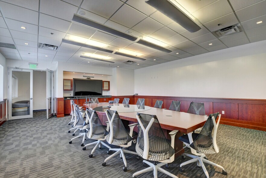 More Photos Of 1095 Broken Sound Pky, Boca Raton Office For Lease