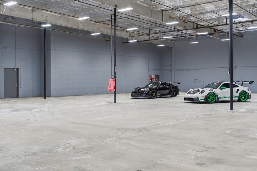 More Photos Of 1923 Alton Pky, Irvine Manufacturing For Lease