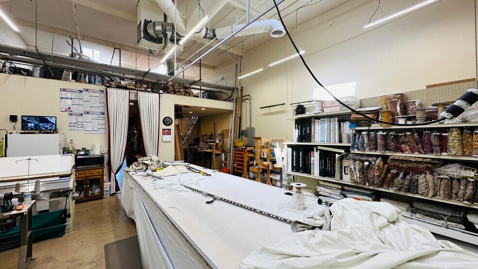 More Photos Of 2092 Concourse Dr, San Jose General Retail For Sale