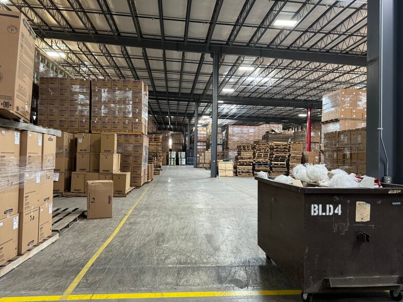 More Photos Of 3616 Independence Dr, Fort Wayne Warehouse For Sale