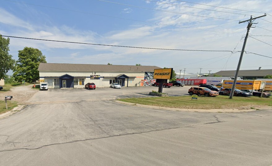 Primary Photo Of 274 N US Highway 31 S, Traverse City General Retail For Sale