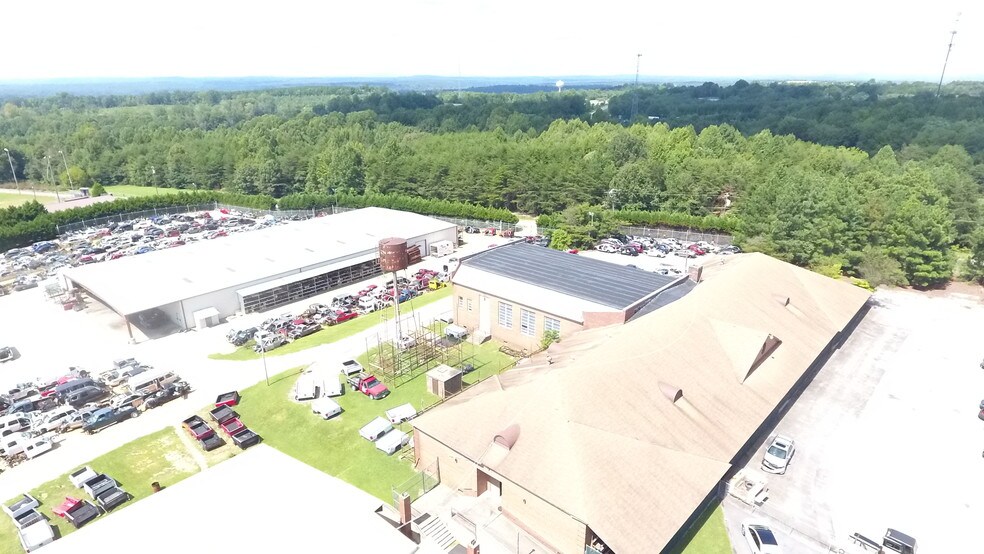 More Photos Of 194 Red Marshall Rd, Pelham Auto Repair For Sale