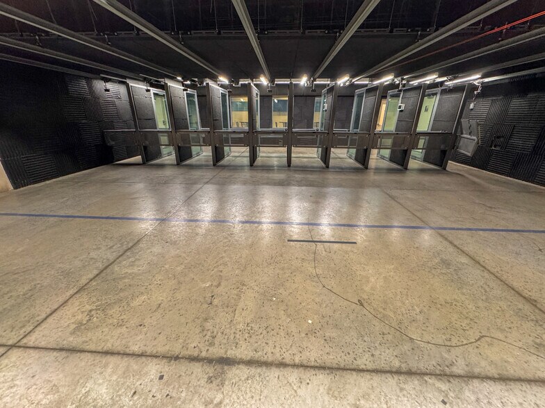 More Photos Of 1616 State Route 28, Loveland Freestanding For Sale