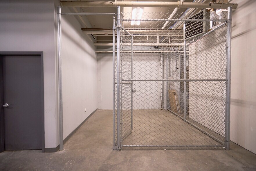 More Photos Of 4433 Genesee St, Cheektowaga Office For Lease