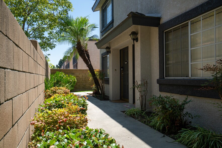More Photos Of 9556-9568 Walker St, Cypress Apartments For Sale