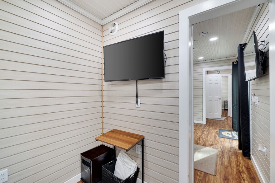 More Photos Of 2624 State Route 534, Albrightsville Hotel For Sale