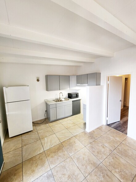 More Photos Of 2105-2125 Donna St 811 & 813 Judson ave, North Las Vegas Apartments For Sale