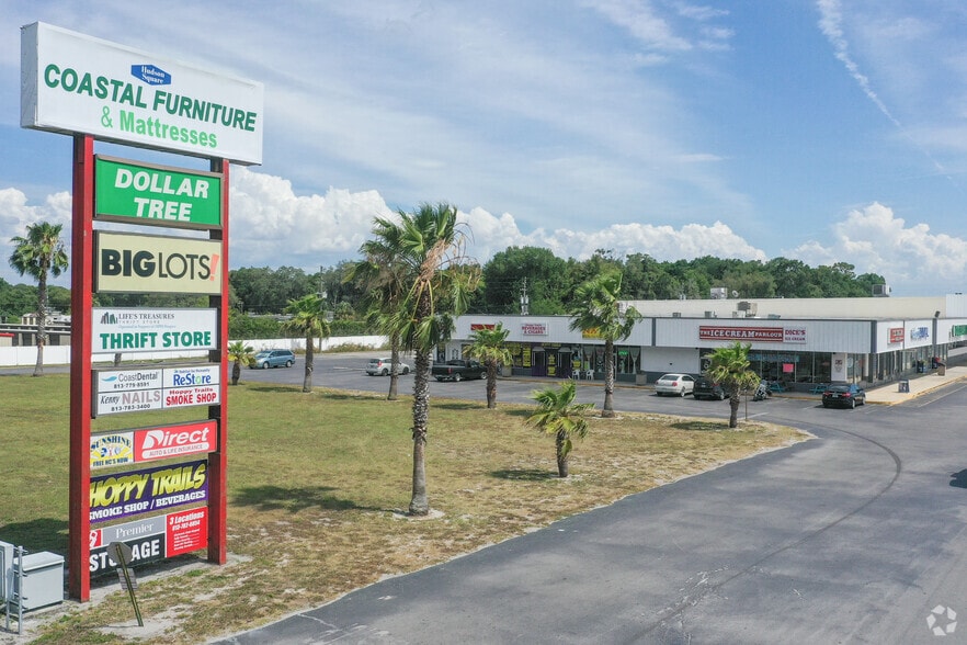 More Photos Of 4810-4930 S Allen Rd, Zephyrhills Freestanding For Lease
